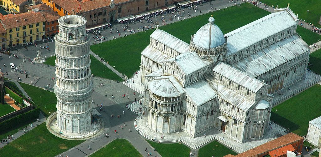 Pisa and Lucca in one day