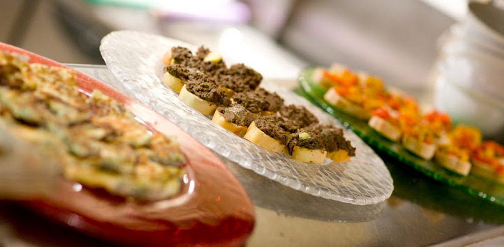 Cooking Class & Food Market