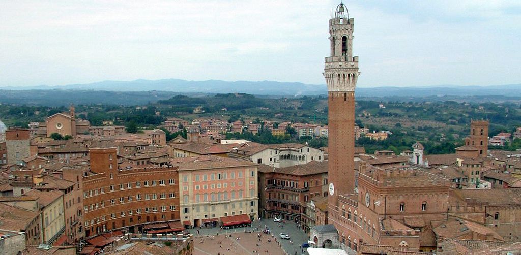 Pearls of Tuscany: Siena, San Gimignano and countryside